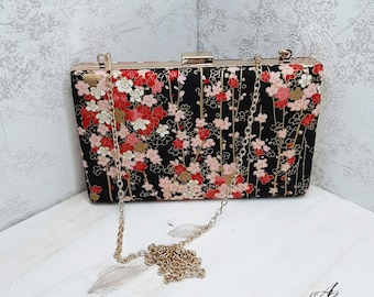 Clutch type handbag with gold frame and Japanese fabric, party bag.