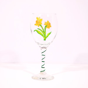 Daffodil Wine Glass - Hand Decorated in Wales