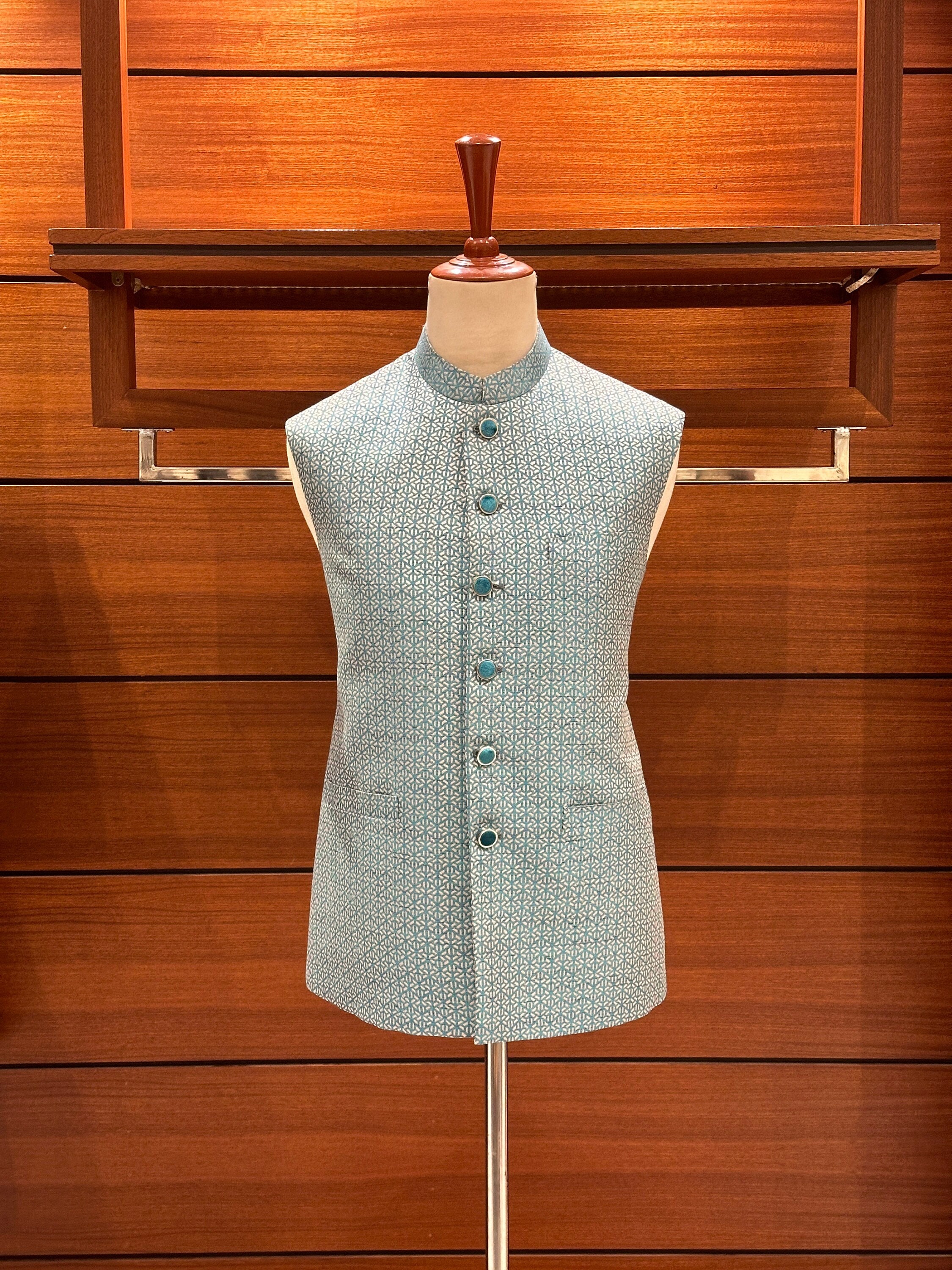 Jamawar waistcoat for mehndi best sale