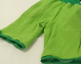 Pantaloni estivi ariosi con polsini in verde mela