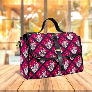 Cartable fantaisie florale, sac Cottagecore éclectique, sac vintage moderne, accessoire d'inspiration Art déco, cadeau pour petite amie, sac à main design indépendant