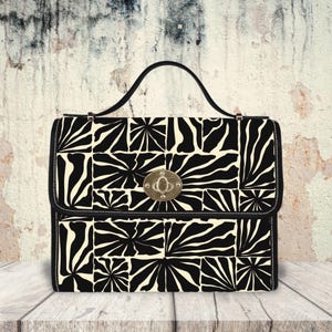 Sac à main floral cottagecore gothique, sacoche contemporaine, sac à fleurs abstrait, sac à main de style art déco, accessoire rétro, cadeau pour petite amie