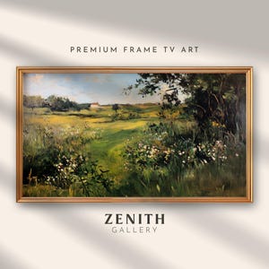 Puede incluir: Una pintura al óleo enmarcada que representa una escena de paisaje con un campo verde, una pequeña casa en la distancia y un árbol en primer plano. La pintura tiene un marco dorado.