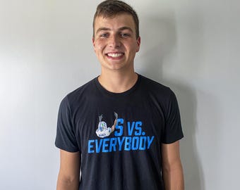 Camiseta Nosotros contra Todos