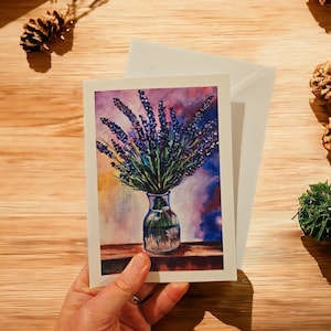 Impresionante exhibición de lavanda en un jarrón Tarjeta de arte en blanco de una pintura acrílica para todas las ocasiones, Día de la Madre, una tarjeta romántica de San Valentín