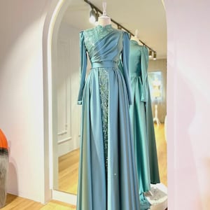 Hurrem Kollektion/ Exklusive Stickerei / Hochzeitskleid / Abendkleid / Islamisches Tuch / Hijab / Abendkleid / Bescheiden / Frauenkleid