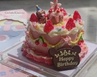 Miniatuur Clay Cake, Strawberry Bunny Cake, Handgemaakte Klei Maken, Mini Doll House, Verjaardagscadeau, Vakantiecadeau, Oneetbaar, 1:12