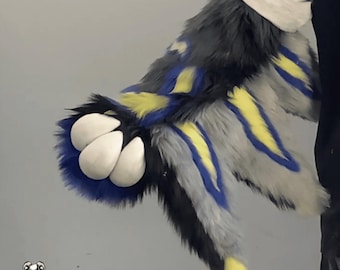 Poisonous Pterosaur Fursuit Paw,Patchwork Dragon Paws,Furry Nails,Four-Finger Claw,Fursuit Accessories,Cosplay Dragon Parts,Squeaky Paws