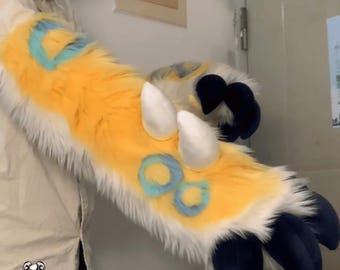 Poisonous Octopus Fursuit Paw,Patchwork Dragon Paws,Furry Nails,Four-Finger Claw,Fursuit Accessories,Cosplay Dragon Parts,Squeaky Paws
