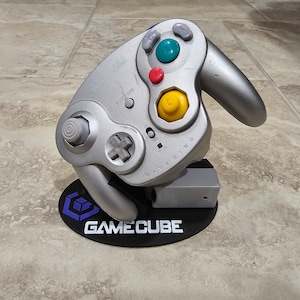 Gamecube controller stand