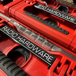 Inserto per etichette robusto compatibile con l'organizzatore Milwaukee Packout da 11 scomparti