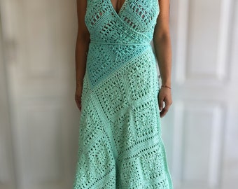 Tulpen-Häkelkleid-Anleitung | 2-in-1-Wickelkleid | Neckholder & One-Shoulder | Granny-Square-Kleid | PDF-Anleitung (Englisch und Spanisch)