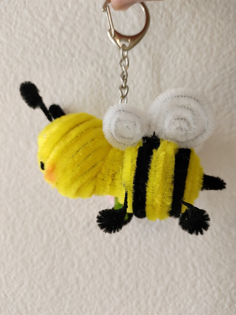 Super Cute Bee Pipe Cleaner Keychain Etsy
