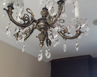 Ceiling chandelier light