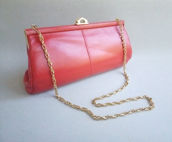 Rare Vintage Jane Shilton clutch 1970s, Elegant genuine leather purse, Red bag with hidden braided golden chain, Evening strapless handbag