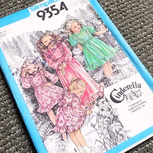Girls Cinderella Dress Simplicity 9354 - Size 5 Vintage 1970s Sewing Pattern.