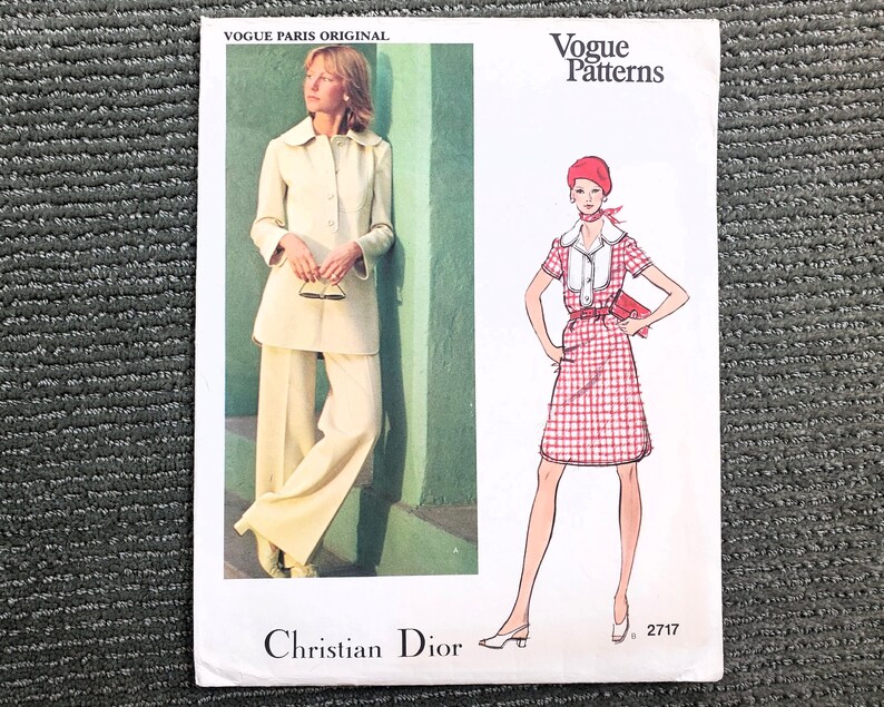 Vogue Paris Original, Dior Cute Dress, Tunic / Mini Dress, Wide Leg Pants Size 8 1970s Vintage Sewing Pattern. image 3