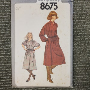 1970s Pullover Shirtdress, Drawstring Waist Size 10, Bust 32.5 ©1979 Simplicity 8675 Vintage Paper Sewing Pattern. image 3