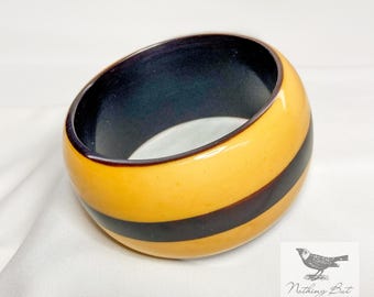 Vintage Mid-Century Modern MCM Butterscotch & Mahogany Striped Bracelet, Lucite/Resin, ca. 1960s - 70s