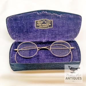 Antique Edwardian 10K Gold Filled Eyeglasses In Original Velvet Lined Case, ca. 1900s - 10s