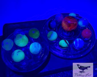 Antika vintage uran- och kadmiumglödande kulor, UV-reaktiva 12-22 mm Set om 15, ca 1920-40-tal