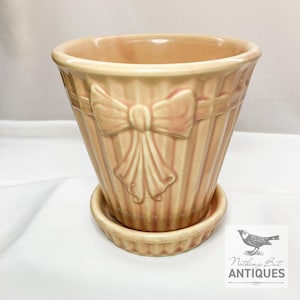 Vintage McCoy Pottery MCM Jardiniere Planter, Peach Bow Pattern, Unmarked, ca. 1950s - 60s