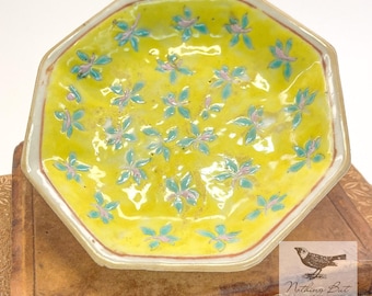 19世紀、1862年～1874年頃の中国同治様式のアンティーク台座付き鉢