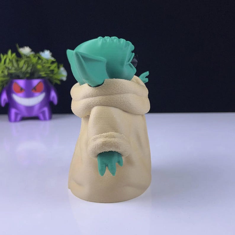Baby Yoda 3D Printed Model - Mandalorean Game Collectible Figurine fan art desk pet imagem 2
