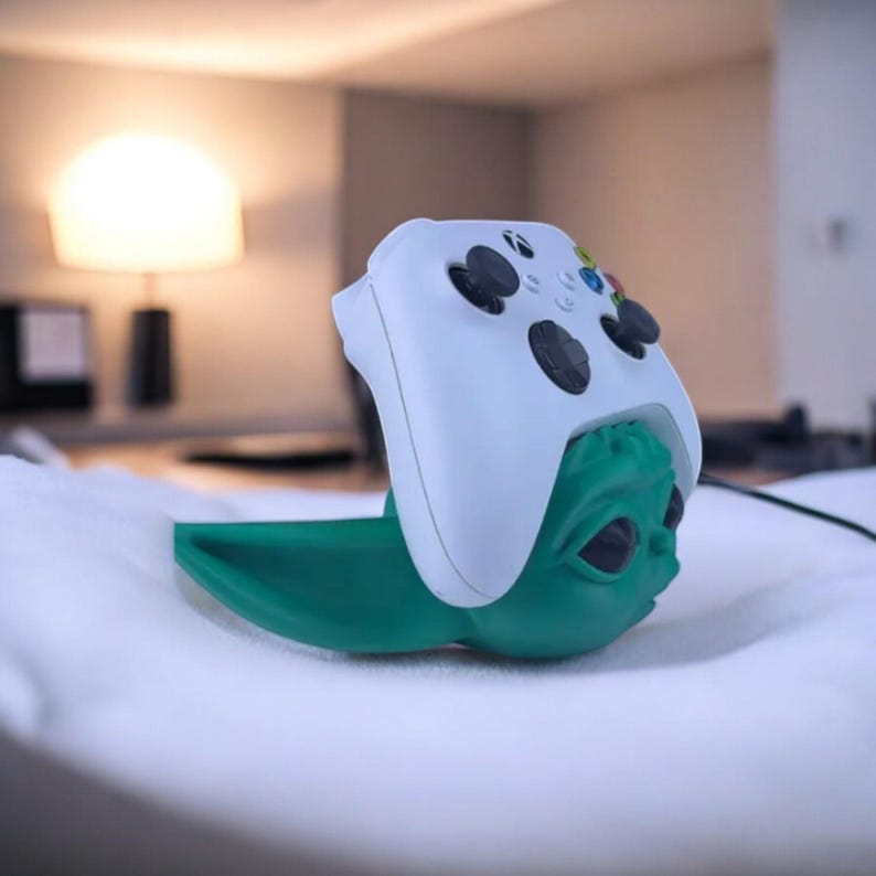 Baby Yoda Controller Holder 3D Printed Model - Mandalorean Game Collectible Figurine fan art desk pet afbeelding 7