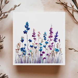 Carte de souhaits illustration florale lavande et fleurs sauvages violettes et bleues style minimaliste nature douce pour toute occasion