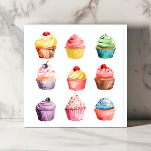 Carte de Vœux Aquarelle Cupcakes Colorés, Assortiment Gourmet, Parfaite pour les Anniversaires et les Célébrations