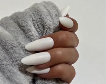 Classic almond white press on nails.