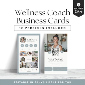 Pode incluir: Dois modelos de cartões de visita verticais para um coach de bem-estar com um esquema de cores azul suave e branco. Os designs incluem espaços reservados para um nome, detalhes de contato, ícones de redes sociais, um código QR e uma grade de imagens.