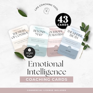 Puede incluir: Un juego de 43 tarjetas de coaching de Inteligencia Emocional. Las tarjetas tienen títulos como "El mito del control" y "Más allá de la ira". La imagen incluye texto que dice "Editable en Canva" y "Licencia comercial incluida".