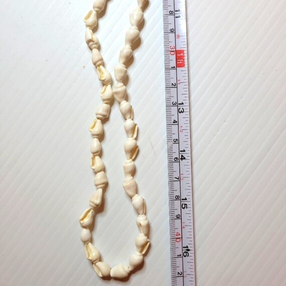 VINTAGE natural shell long necklace white ecru - image 4