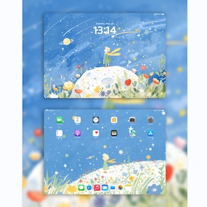 Puede incluir: Dos tabletas que muestran una ilustración caprichosa de una pequeña figura en un planeta, rodeada de estrellas y flores, sobre un fondo azul. La pantalla superior muestra la hora, "13:14". La pantalla inferior muestra iconos de aplicaciones.