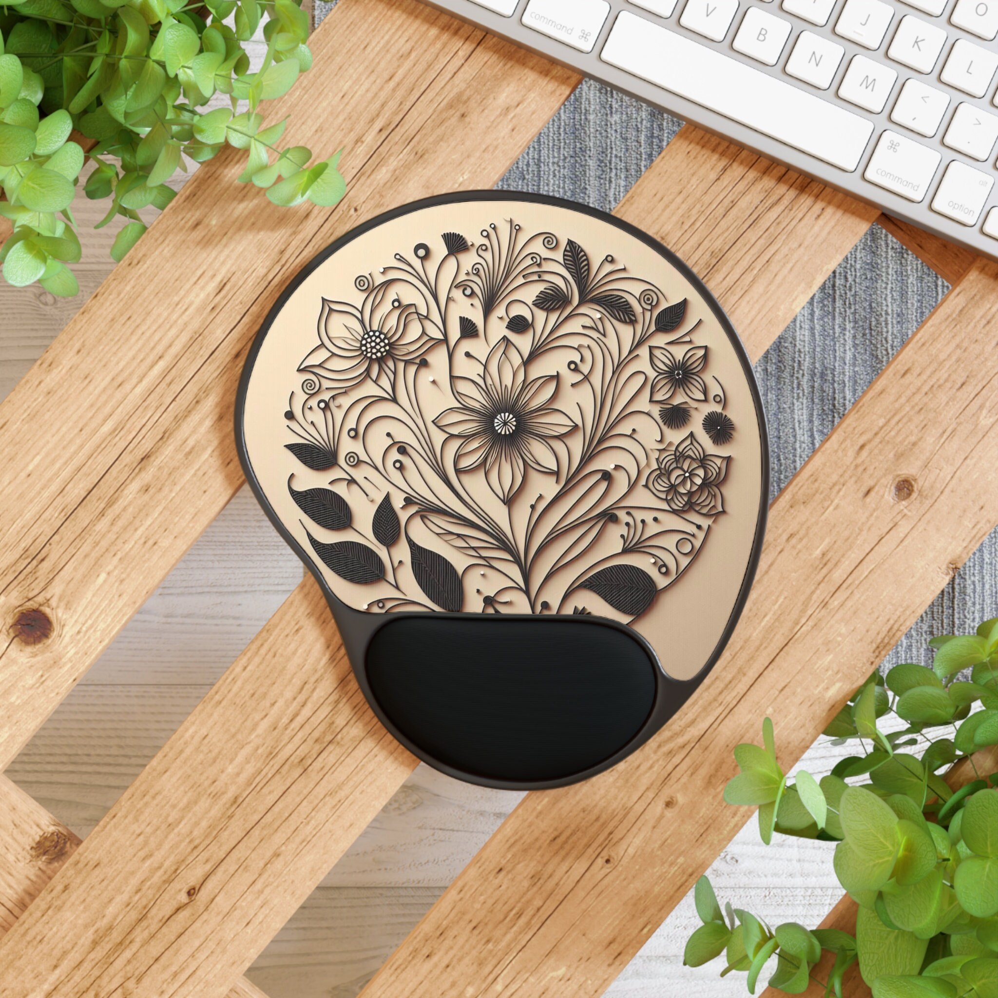 Floral Design Mouse Pad With Wrist Rest