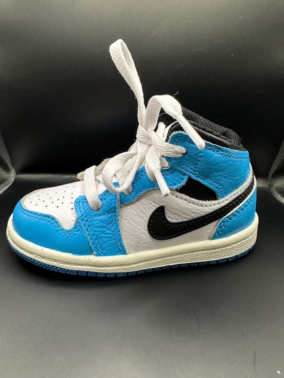 Nike パットカバー Retro Jordan 1 Putter Cover SneakerPutt - The Original Standing Sneaker Putter Cover