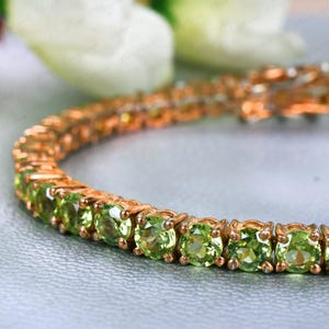 Tennisarmband rond geslepen peridot, 925 sterlingzilveren peridot-schakelarmband cadeau-idee voor moeder, jubileumcadeau voor moeder vrouw