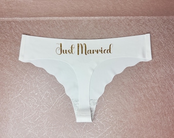 Just Married Thong for Bride – Honeymoon Lingerie with Gold Glitter Rings, Bachelorette & Wedding Gift