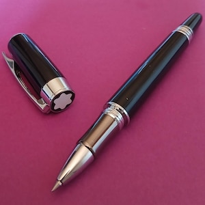 Tintenroller Kugel Metall Schwarz mit Silbernen Details