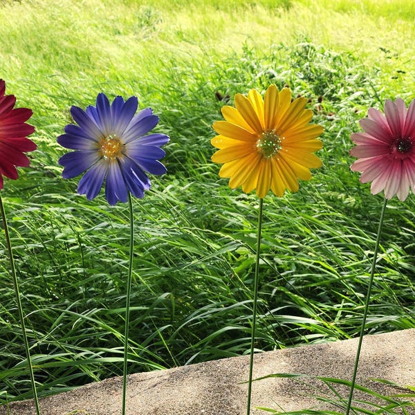 Whimsical Metal Daisy Garden Stakes (Set of 6) - Handmade Floral Yard Art