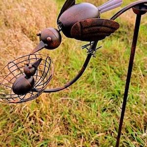 Kinetic Metal Bird Balancer Garden Stake, Rustic Outdoor Decor, Mother&#39;s Day gift