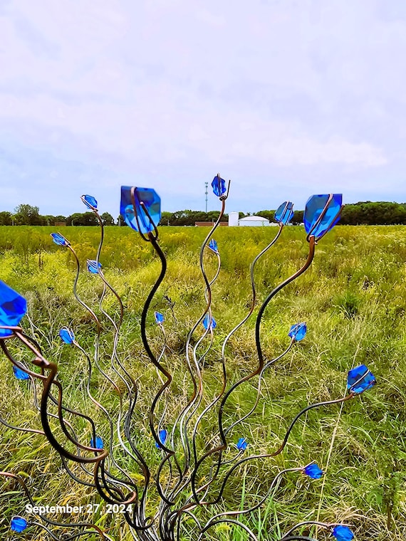 Whimsical Blue Bead Tree Yard stake – Metal Garden Art, Handmade Garden Decoration, Mother's day gift