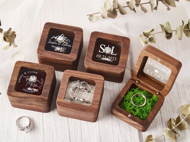 Coffret pour bagues de fiançailles personnalisé, Coffret pour bagues en bois personnalisé, Coffret pour bagues carrée, Coffret pour porte-anneaux double, Coffret pour alliances, Boîte à bagues pour proposition image 3