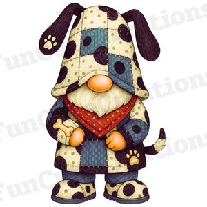 Op de afbeelding: Een grillige kabouterfiguur verkleed als hond. De kabouter draagt een patchwork-outfit met zwarte stippen, blauwe en crèmekleuren. Hij heeft een rode bandana, een witte baard en een hondenstaart. De hond-thema kabouter heeft bot- en pootafdrukdetails.