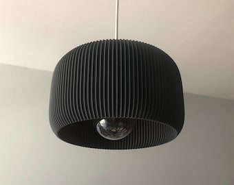 Lisboa hanging lamp | Modern pendant light with fluted design | Minimalist ceiling lamp | Sustainable lighting