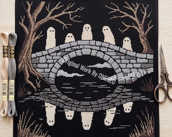 Halloween-Geisterbrücke – Kreuzstichmuster, gruselige Flussspiegelung, düstere Cottagecore-Landschaft, unheimliche Spukbrücke, Zählmuster-Kreuzstich