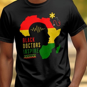 Camiseta preta dos médicos inspiram, camiseta da profissão médica do mapa africano, camisa gráfica do estetoscópio dos batimentos cardíacos, vestuário unissex