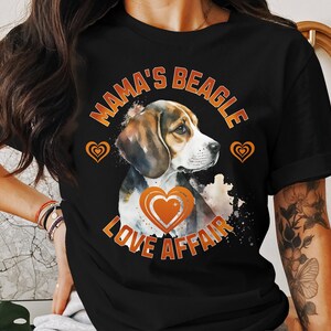 Koszulka Mama's Beagle Love Affair, nadruk z akwarelowym psem, prezent dla miłośnika zwierząt, koszulka z grafiką zwierzęcą, modna damska bluzka, odzież codzienna